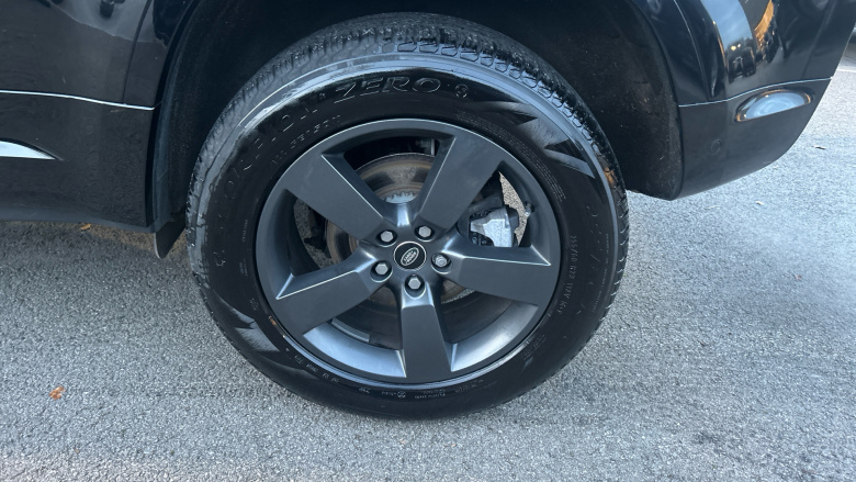 Land Rover Defender 3.0 D250 X-Dynamic HSE 110 5dr Auto Diesel Estate